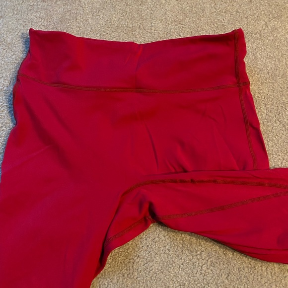 Hot pink fabletics leggings - Picture 4 of 7